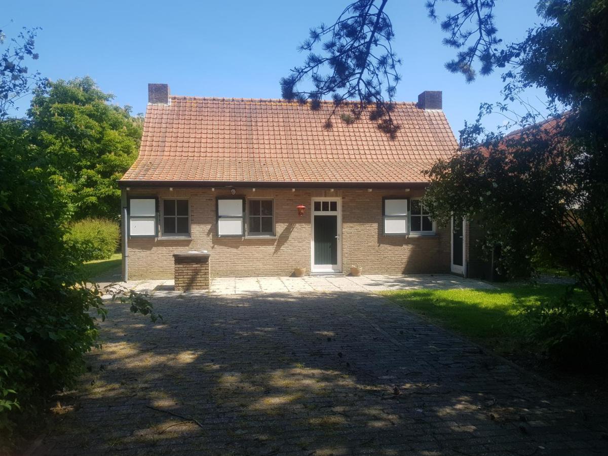 De Bedstee Schoondijke Exterior foto
